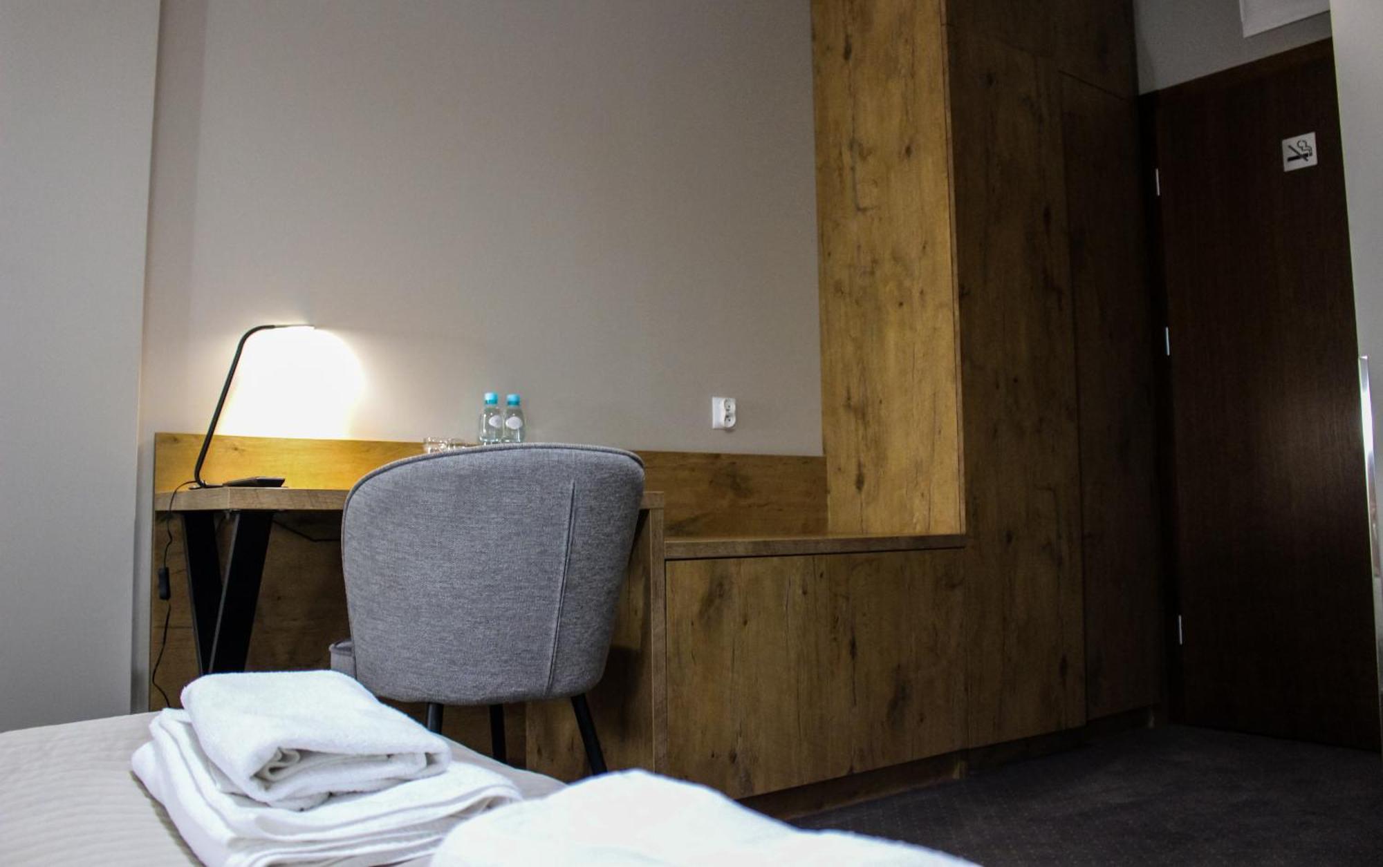 Hotel Regina Radom Kültér fotó
