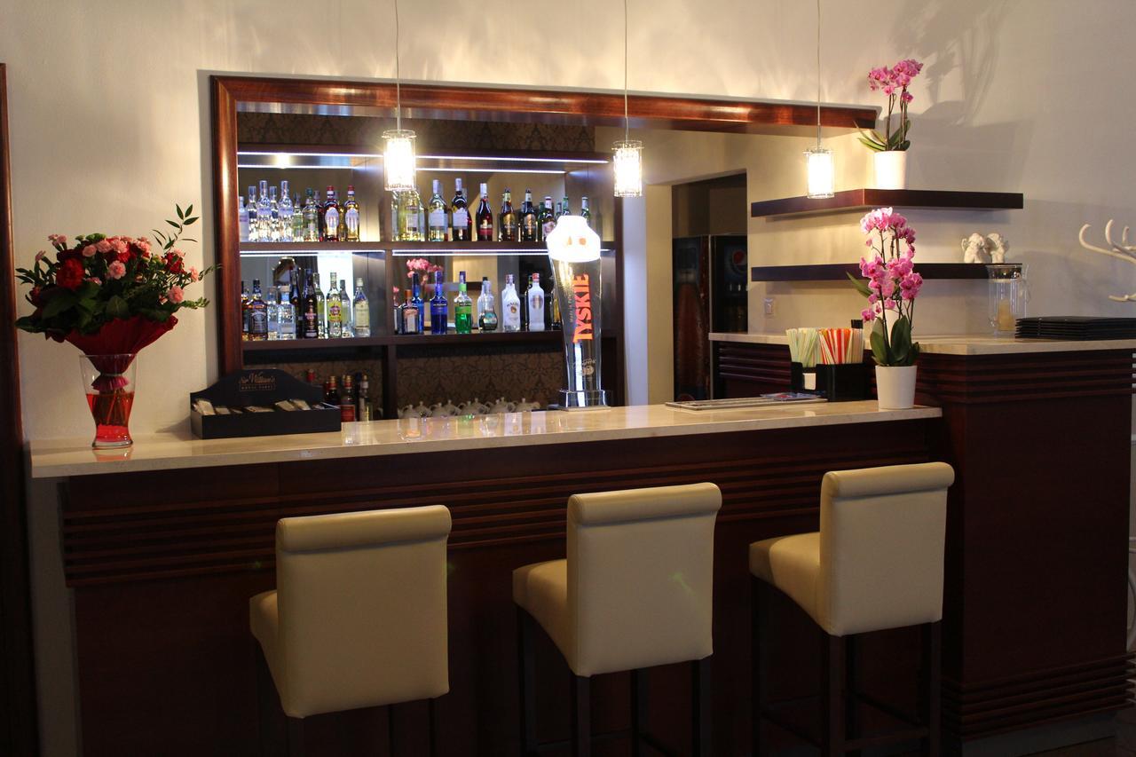 Hotel Regina Radom Kültér fotó