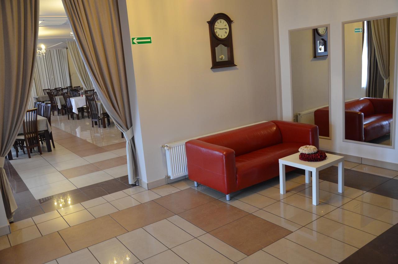Hotel Regina Radom Kültér fotó